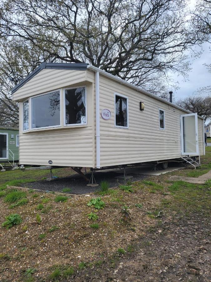 14 Greenwood Thorness Bay Porchfield  Extérieur photo